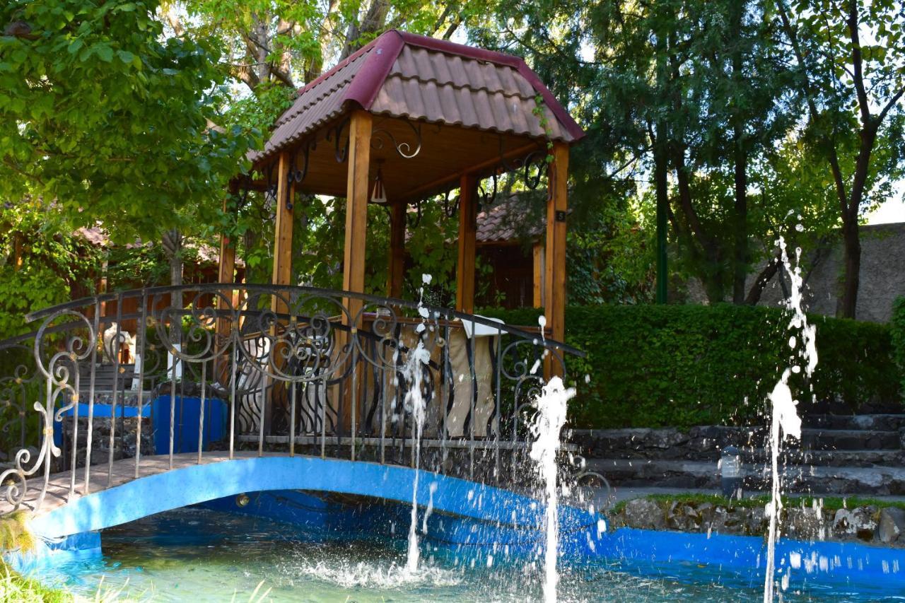 Ureni Hotel Kasagh ภายนอก รูปภาพ